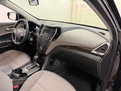 Used 2018 Hyundai Santa Fe Sport w/ Cargo Package FWD image 12