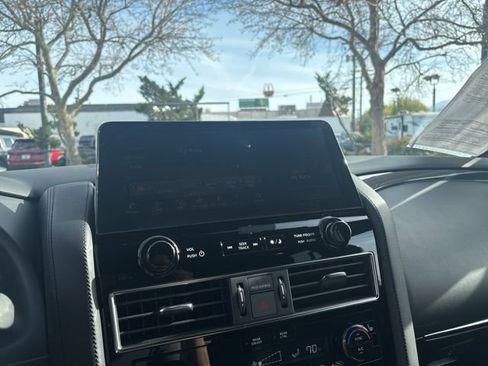 Used 2023 Nissan Armada SL w/ Midnight Edition Package image 22