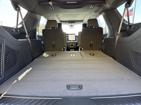 New 2026 GMC Yukon XL Elevation w/ Elevation Premium Package AWD/4WD image 35
