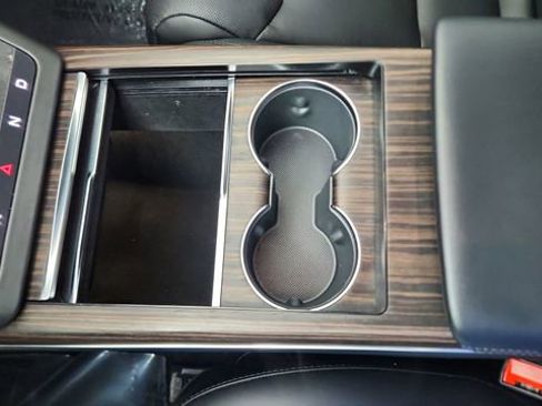 Used 2024 Tesla Model S image 55