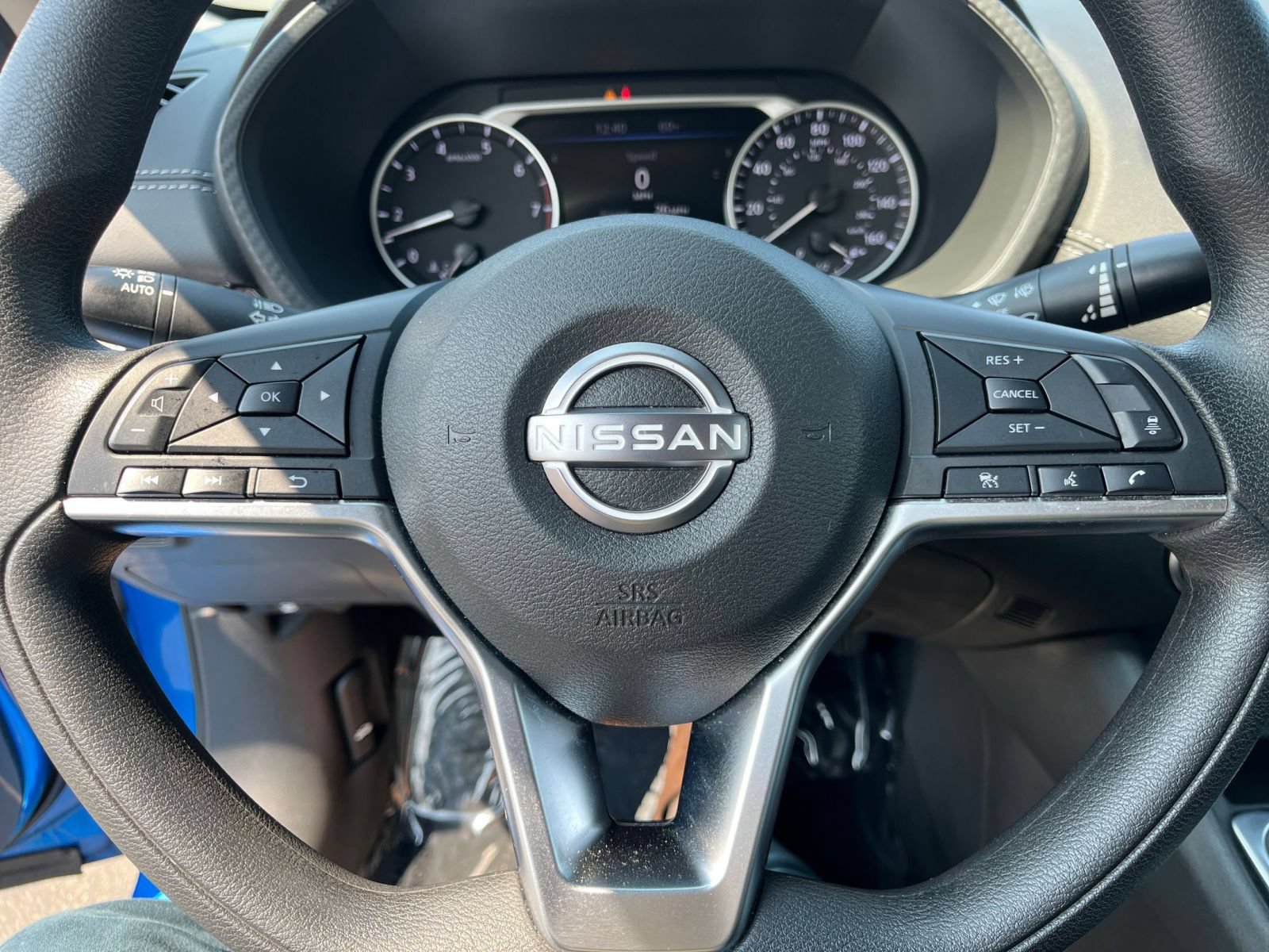 Used 2025 Nissan Sentra SV FWD image 27