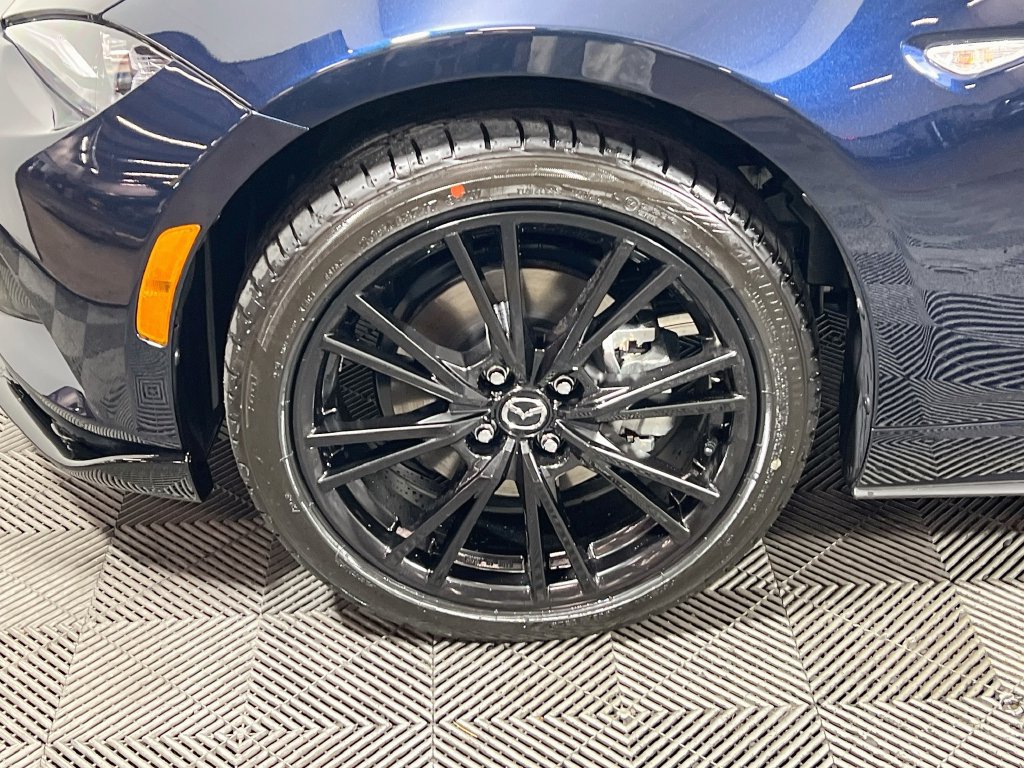 New 2026 MAZDA MX-5 Miata Club w/ Interior Package RWD image 20