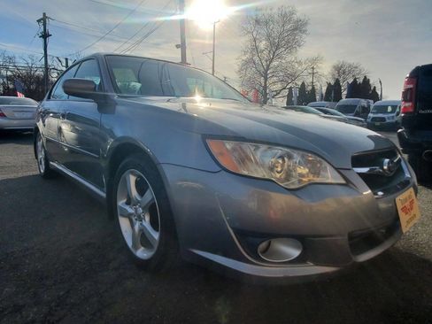 Used 2009 Subaru Legacy 2.5i Limited image 6