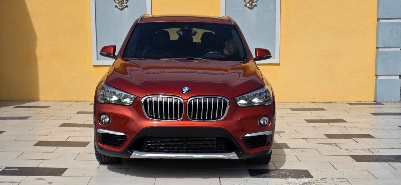 Used 2019 BMW X1 xDrive28i w/ Convenience Package AWD/4WD image 4