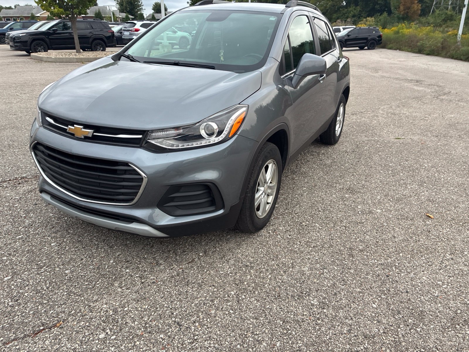 Used 2019 Chevrolet Trax LT w/ LT Convenience Package AWD/4WD image 3