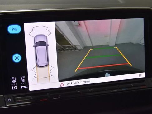 Used 2024 Volkswagen Atlas SE image 26