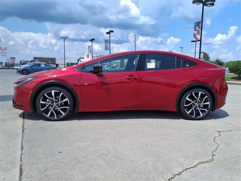 New 2026 Toyota Prius XSE image 2