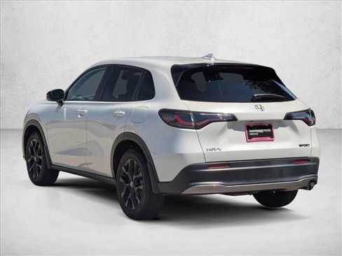 Used 2023 Honda HR-V Sport image 8