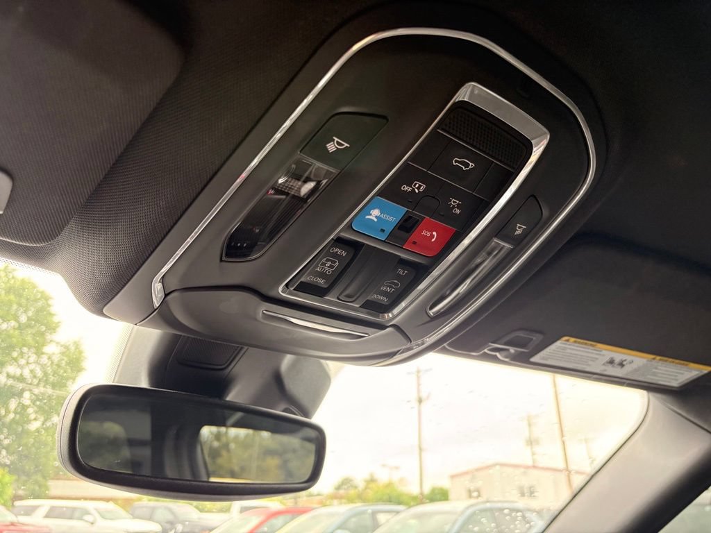 Used 2023 Jeep Grand Cherokee L Laredo AWD/4WD image 21