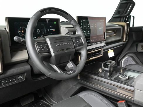 New 2025 GMC Hummer EV 3X w/ LPO, Illumination Package image 7