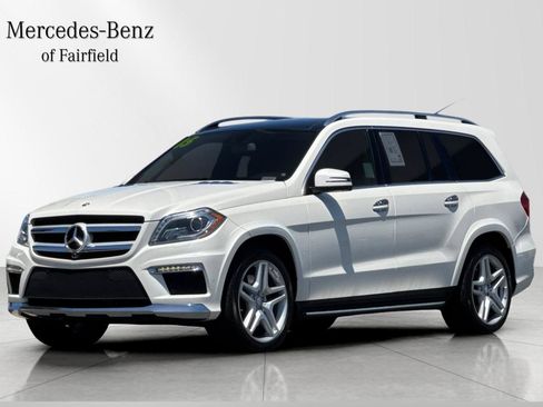 Used 2015 Mercedes-Benz GL 550 4MATIC image 1
