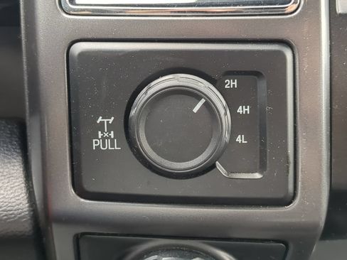 Used 2017 Ford F150 XLT w/ Equipment Group 302A Luxury AWD/4WD image 26