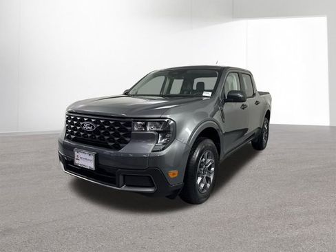 Used 2025 Ford Maverick XLT w/ Equipment Group 302A AWD/4WD image 2