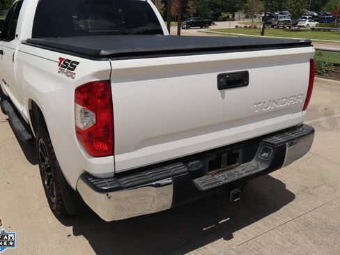 Used 2019 Toyota Tundra SR5 w/ SR5 Upgrade Package RWD image 26
