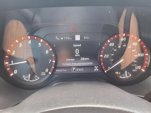 Used 2020 Nissan Titan PRO-4X w/ Pro-4x Convenience Package image 19