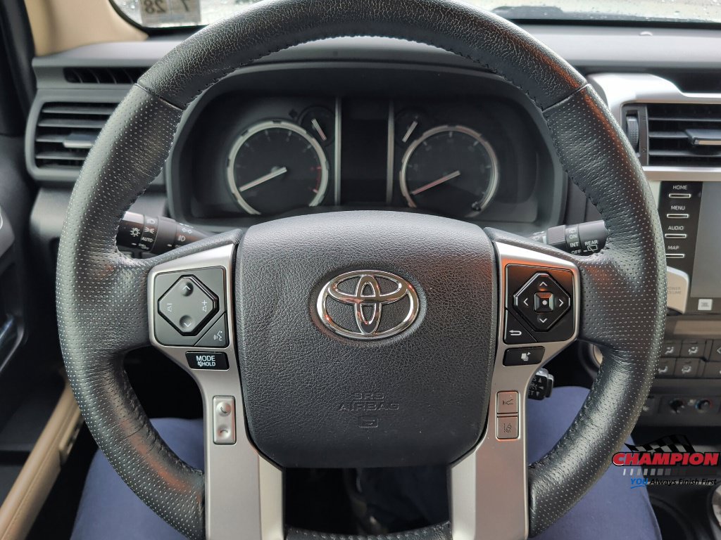 Used 2023 Toyota 4Runner Limited AWD/4WD image 26