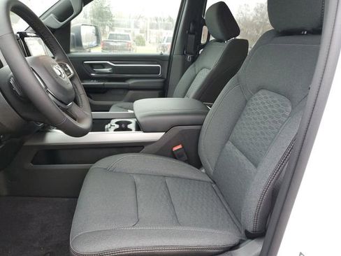 New 2026 RAM 1500 4x4 Crew Cab image 13