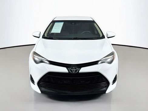Used 2019 Toyota Corolla LE w/ Carpet Mat Package (TMS) FWD image 8