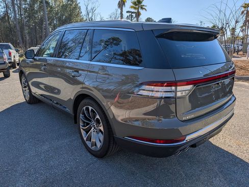 Certified 2025 Lincoln Aviator Reserve image 7