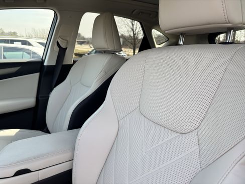 Used 2025 Lexus NX 350h AWD w/ Accessory Package (2T) image 16