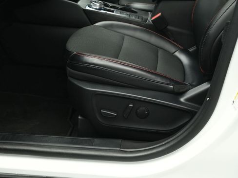 Certified 2024 Ford Escape ST-Line w/ Equipment Group 301A image 11