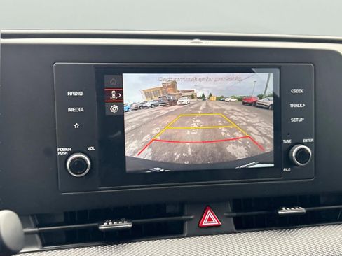 New 2025 Kia Sportage LX image 25