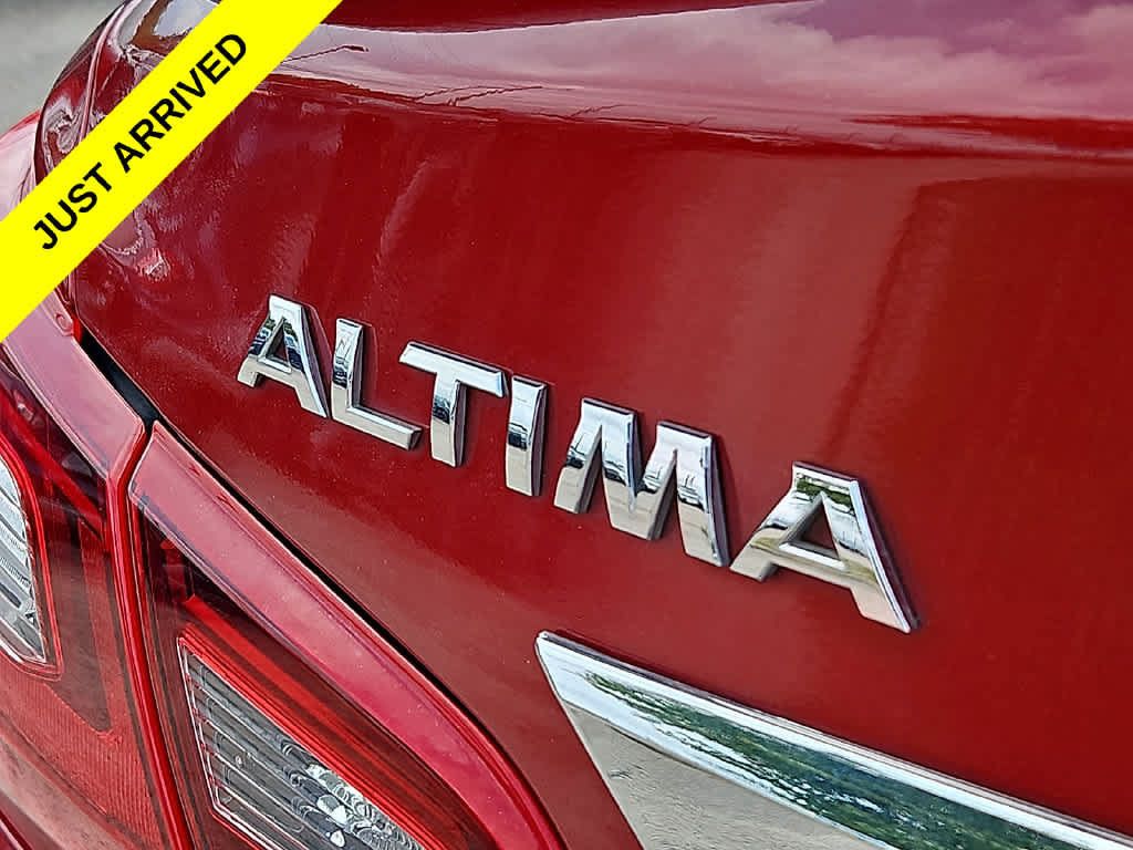 Used 2017 Nissan Altima 2.5 SR w/ Midnight Edition Package FWD image 30