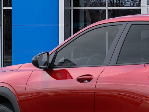 New 2026 Chevrolet Trax RS w/ Driver Confidence Package image 50