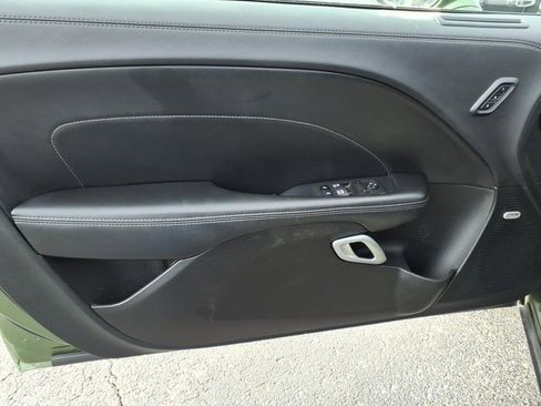 Used 2022 Dodge Challenger GT w/ Plus Package image 5