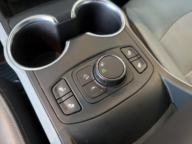 Used 2018 GMC Terrain SLT w/ Preferred Package FWD image 30
