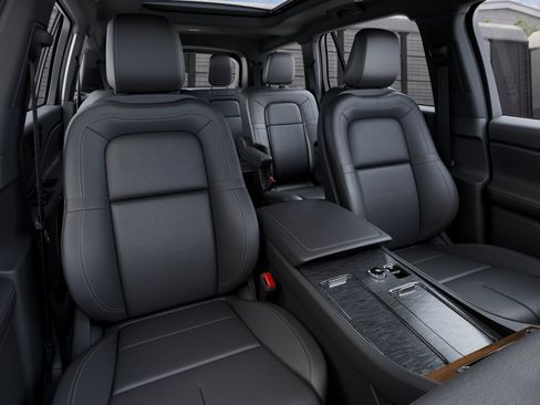 New 2027 Lincoln Aviator Reserve AWD/4WD image 10