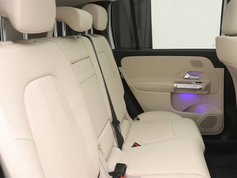 New 2026 Mercedes-Benz GLB 250 image 10
