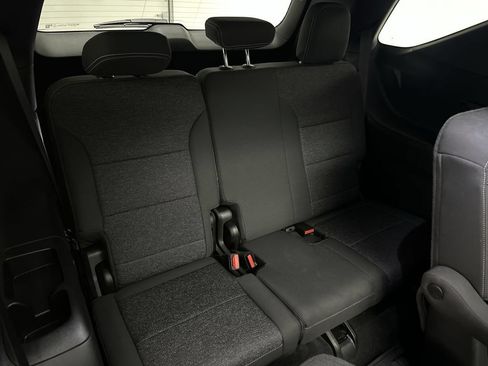Used 2024 Chevrolet Traverse LT w/ LPO, Floor Liner Package AWD/4WD image 23