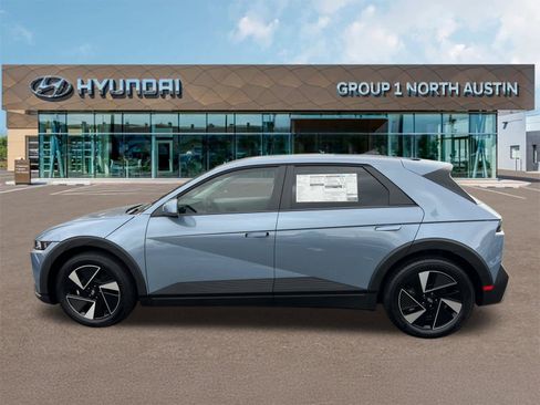 New 2026 Hyundai Ioniq 5 SEL RWD image 8