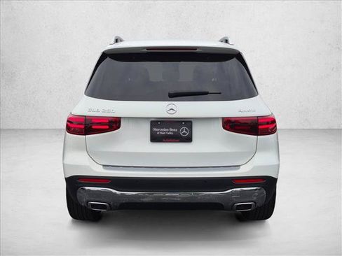Certified 2026 Mercedes-Benz GLB 250 4MATIC image 6