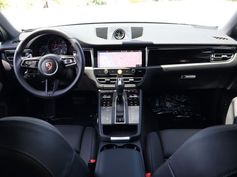 New 2026 Porsche Macan AWD/4WD image 21