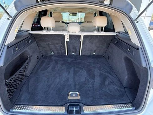Used 2022 Mercedes-Benz GLC 300 4MATIC image 17