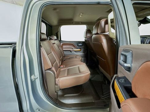 Used 2017 Chevrolet Silverado 2500 High Country image 26