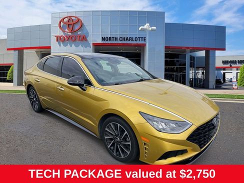 Used 2020 Hyundai Sonata SEL Plus w/ Tech Package image 1