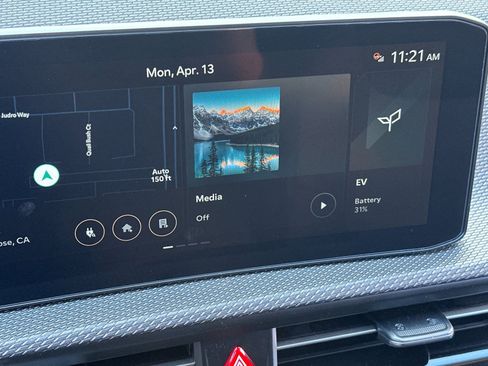 New 2025 Kia EV6 Wind image 18