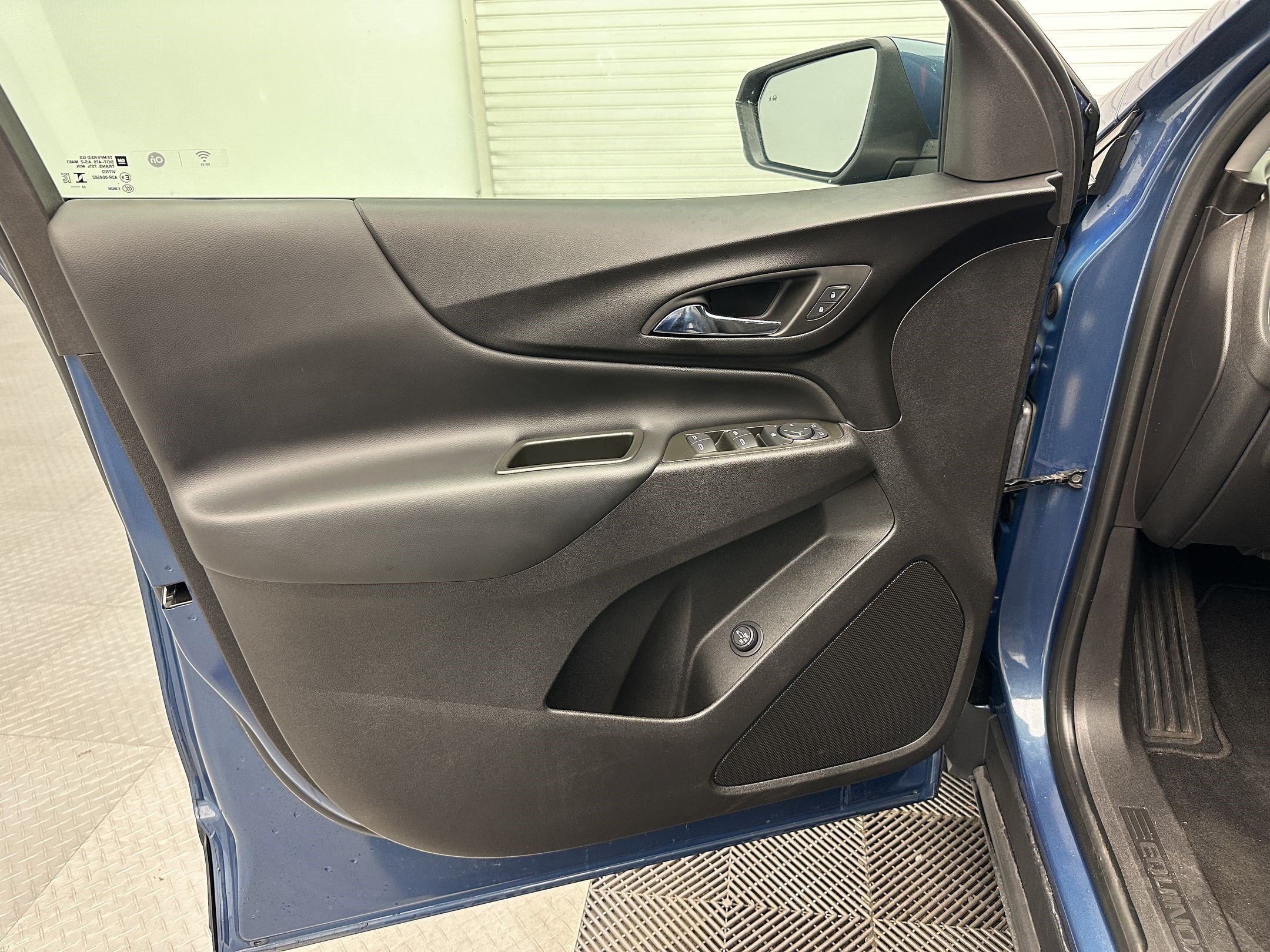 Certified 2024 Chevrolet Equinox LT AWD/4WD image 12