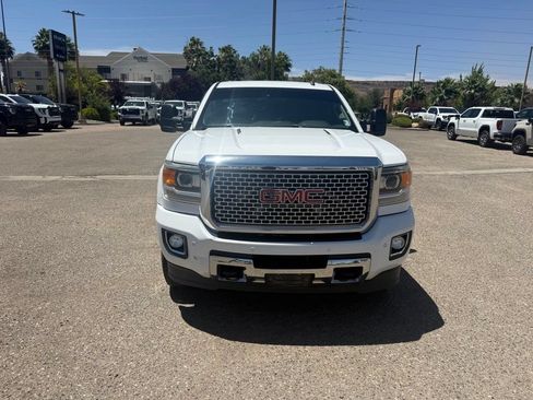 Used 2015 GMC Sierra 2500 Denali w/ Duramax Plus Package AWD/4WD image 3