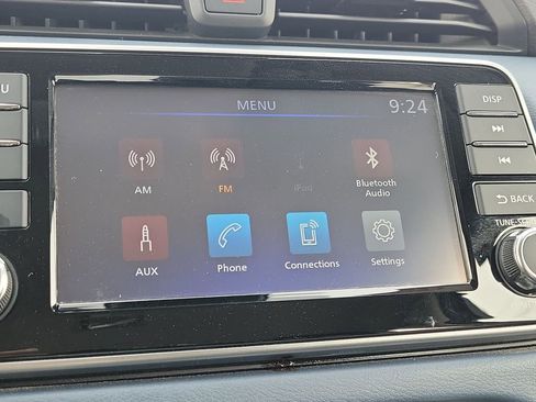 Used 2025 Nissan Versa SV image 19