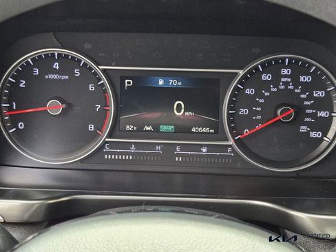 Certified 2022 Kia Sorento LX image 24