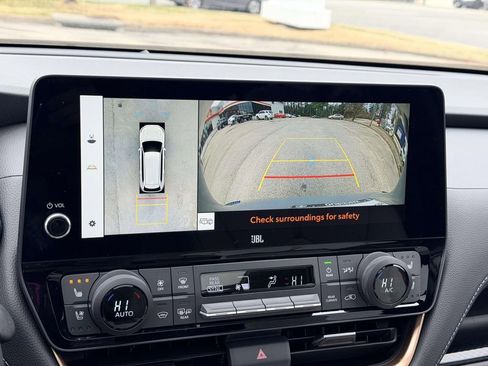 Certified 2025 Toyota Grand Highlander AWD Hybrid image 4