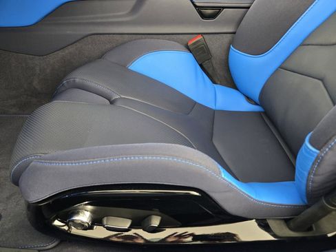 Used 2024 Chevrolet Corvette Stingray Premium Conv w/ Z51 Performance Package RWD image 26