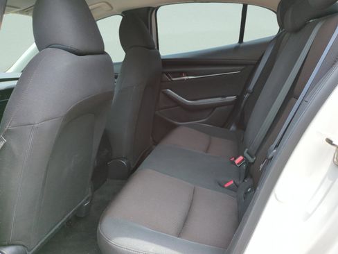 Used 2024 MAZDA MAZDA3 s FWD image 12