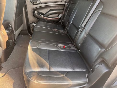 Used 2019 GMC Yukon SLT w/ Open Road Package image 25