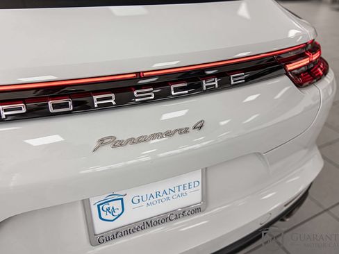 Used 2018 Porsche Panamera 4 AWD/4WD image 14