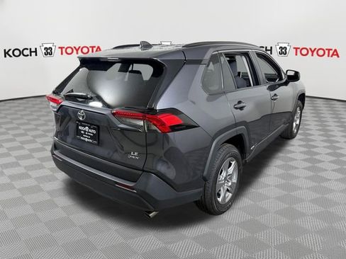 Certified 2025 Toyota RAV4 LE AWD/4WD image 8